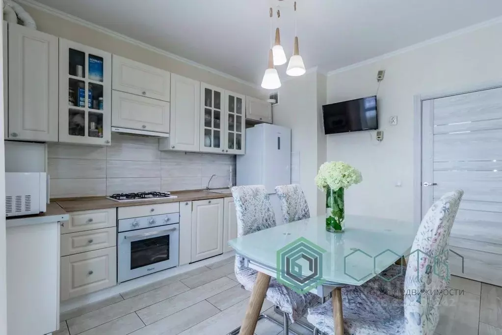 2-к кв. Калининградская область, Калининград ул. Виктора Денисова, 18 ... - Фото 1