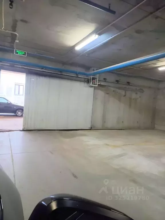 Гараж в Свердловская область, Екатеринбург ул. Селькоровская, 36 (19 ... - Фото 1