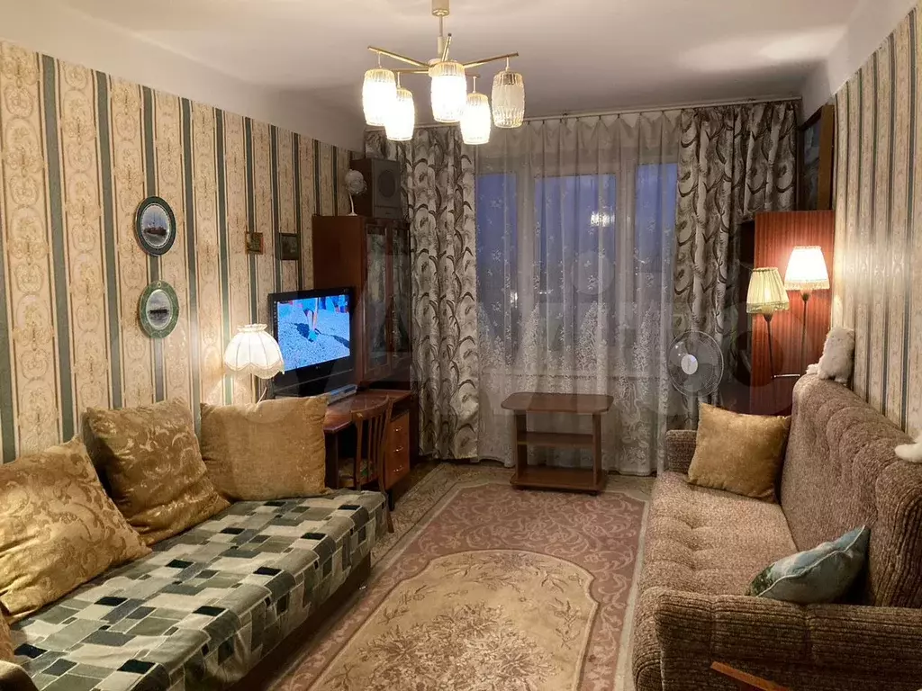 2-к. квартира, 49 м, 9/9 эт. - Фото 0