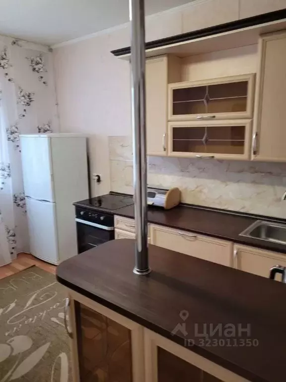 2-к кв. Белгородская область, Старый Оскол Степной мкр, 16 (62.0 м) - Фото 2