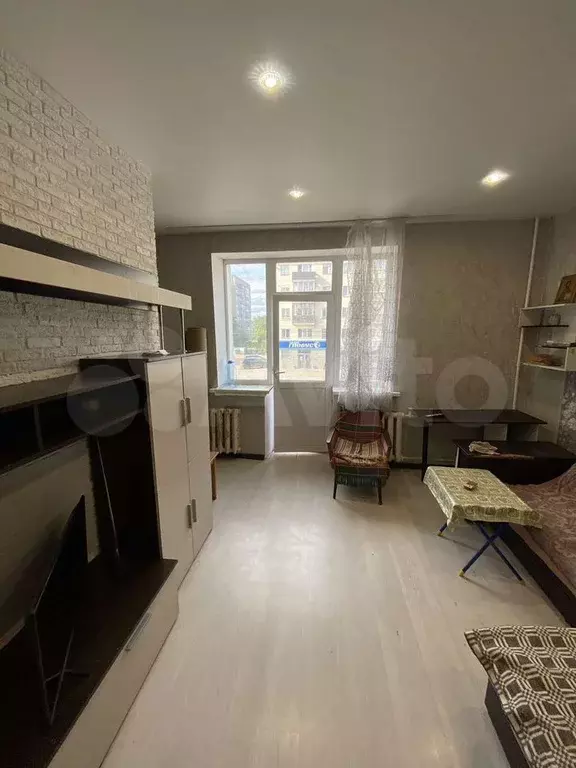 Комната 17,9 м в 3-к., 2/2 эт. - Фото 0