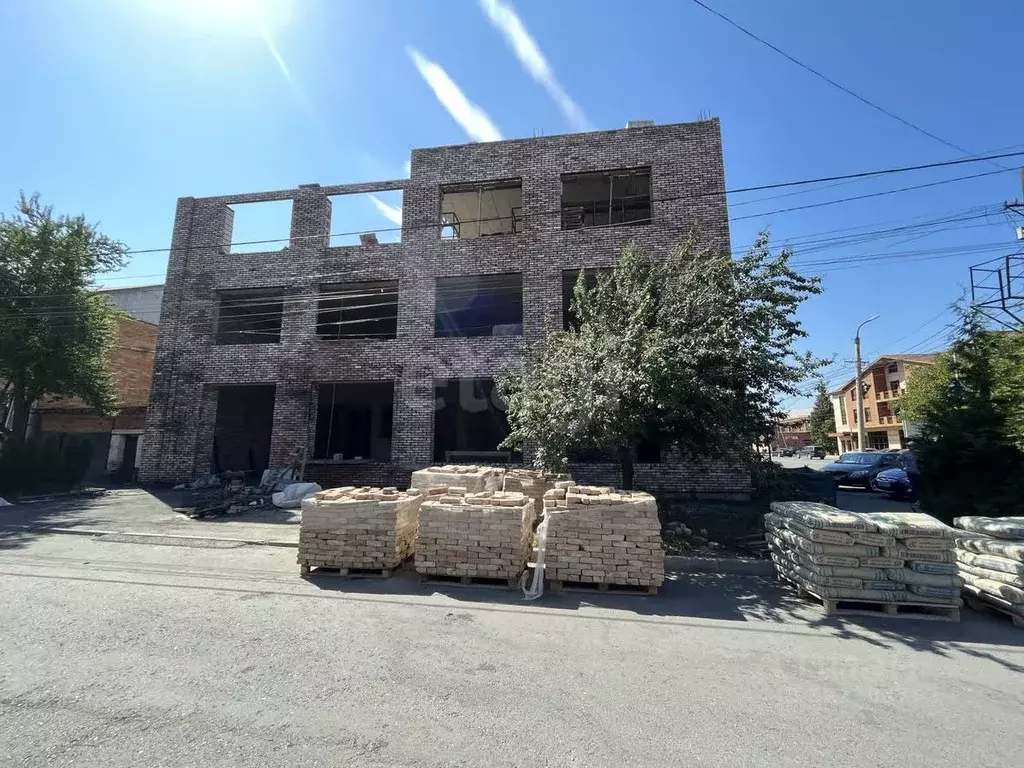 Торговая площадь в Северная Осетия, Владикавказ ул. Хаджи Мамсурова, ... - Фото 2
