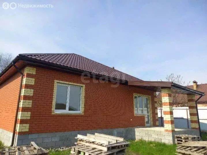 Дом в село Стрелецкое, микрорайон Стрелецкое-83 (100 м) - Фото 1