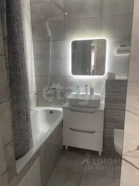 2-к кв. Удмуртия, Ижевск ул. Михаила Петрова, 49 (55.0 м) - Фото 1