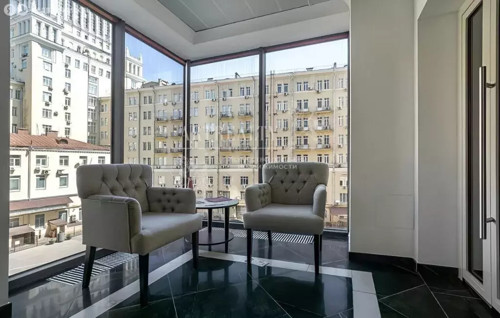 Квартира-студия: Москва, Большая Садовая улица, 5к2 (61 м) - Фото 1