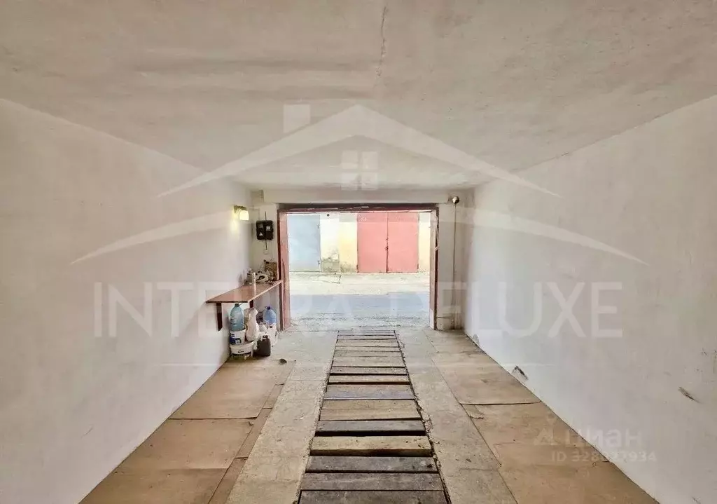 Гараж в Севастополь Ленинский муниципальный округ,  (19 м) - Фото 1