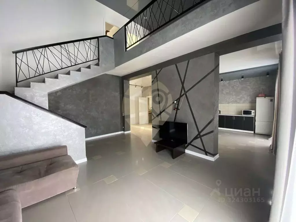 Дом в Белгородская область, Старый Оскол ул. Черноморская, 63 (193 м) - Фото 2