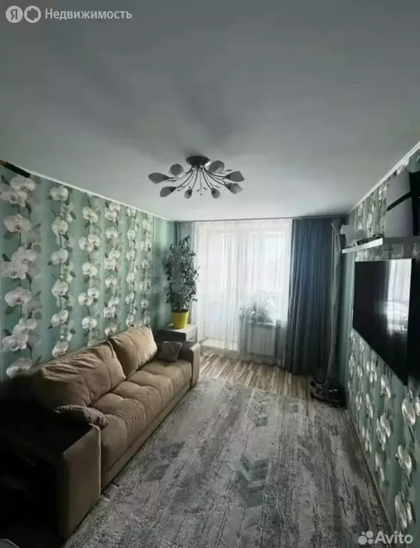 2-комнатная квартира: Челябинск, Салютная улица, 10 (48 м) - Фото 1