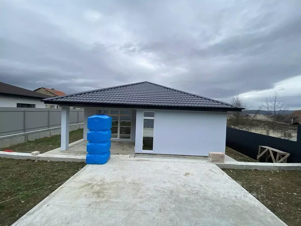 Дом в Севастополь с. Орлиное, ул. Владимира Тюкова (117 м) - Фото 1