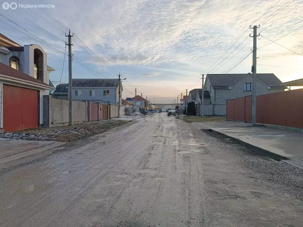 Участок в Украинка, улица Гаспринского (9.04 м) - Фото 1