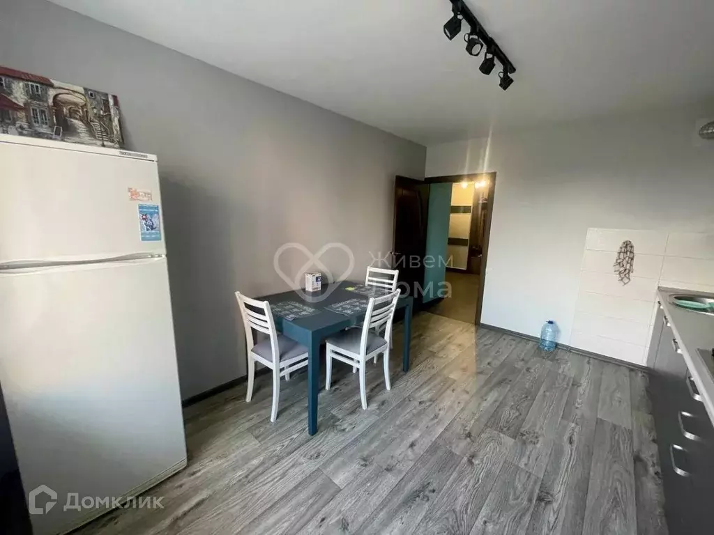 Продаётся 2-к квартира, 70.3 м - Фото 1