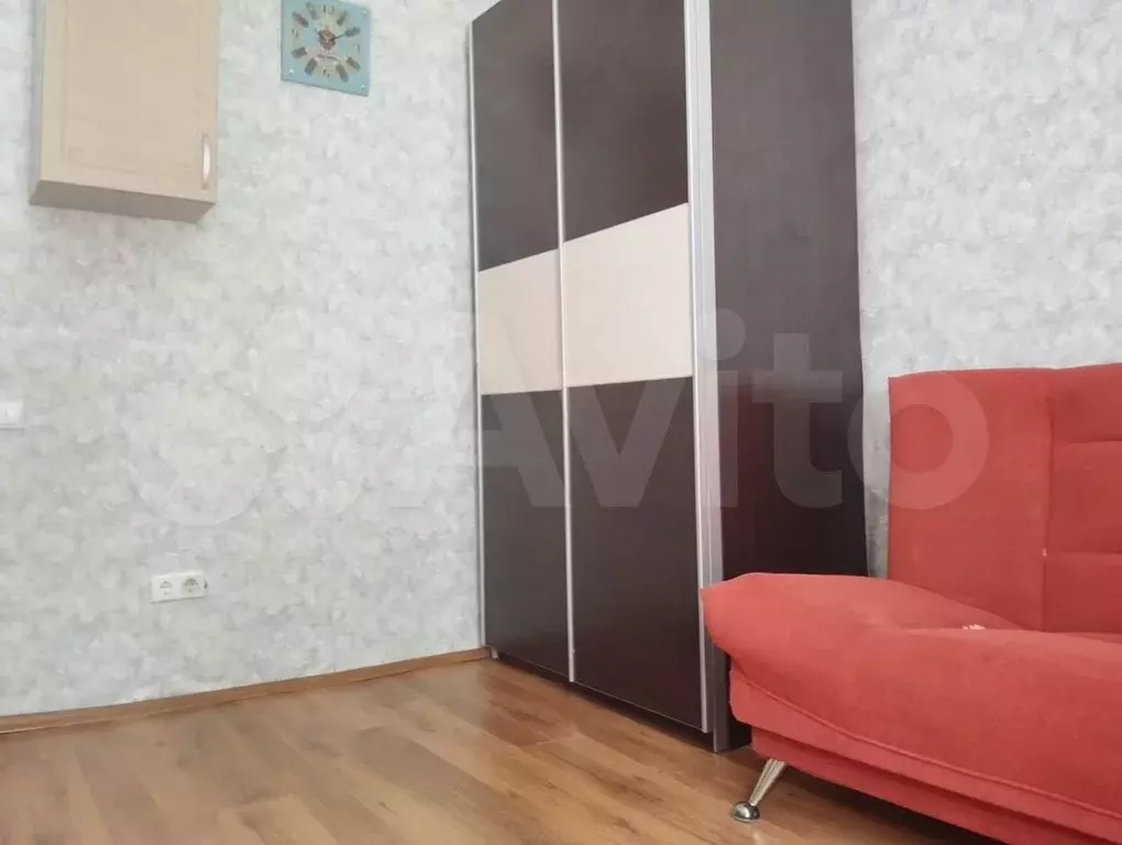 Комната 15 м в 2-к., 1/9 эт. - Фото 1