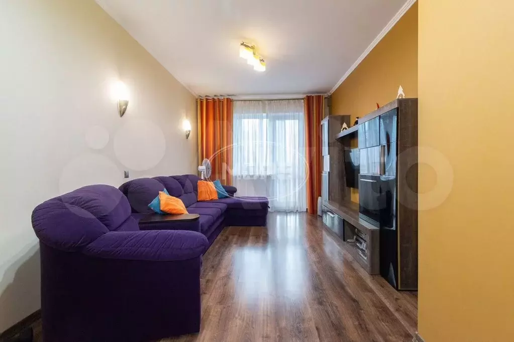 2-к. квартира, 60 м, 9/10 эт. - Фото 1