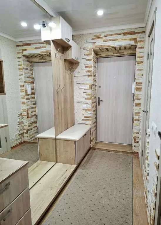 2-к кв. Брянская область, Брянск пер. Литвинова, 1 (52.6 м) - Фото 1