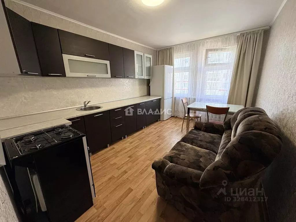 2-к кв. Коми, Сыктывкар ул. Свободы, 35/75 (55.4 м) - Фото 1