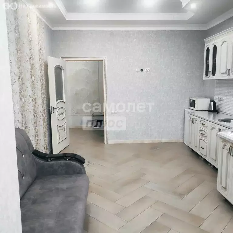 1-комнатная квартира: Нальчик, улица Ахохова, 190А (58 м) - Фото 2