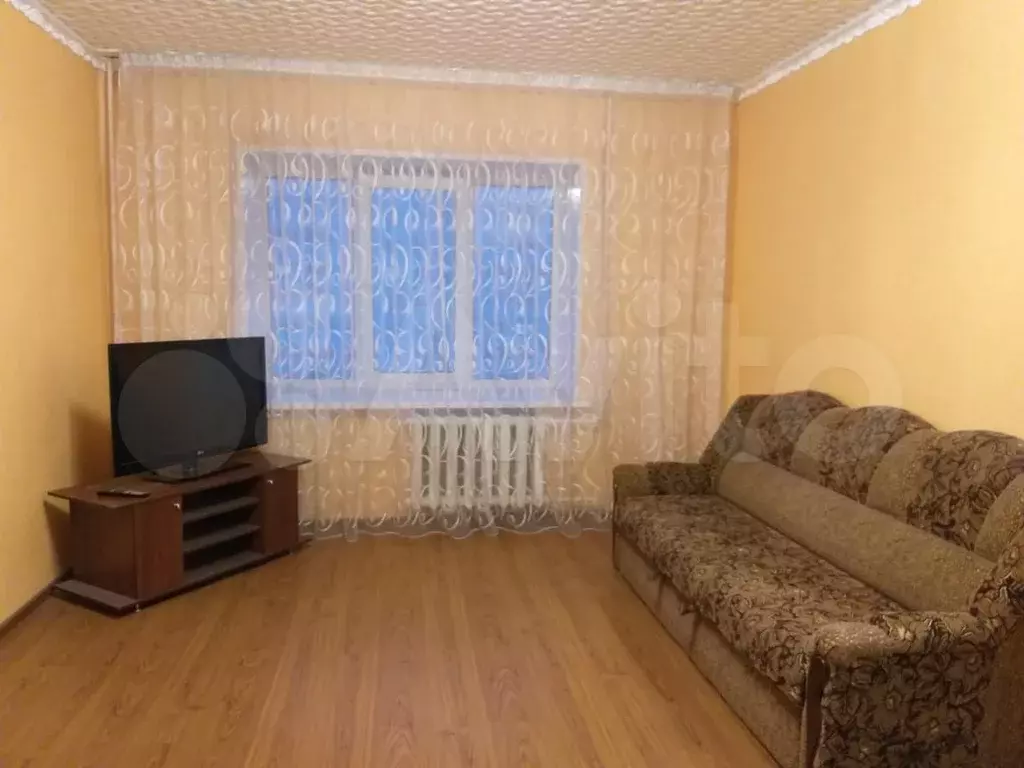 1-к. квартира, 40,6 м, 5/9 эт. - Фото 1