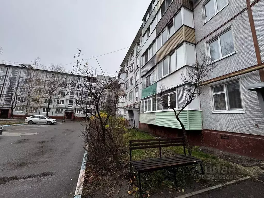 2-к кв. Брянская область, Брянск ул. Молодой Гвардии, 64 (51.4 м) - Фото 1