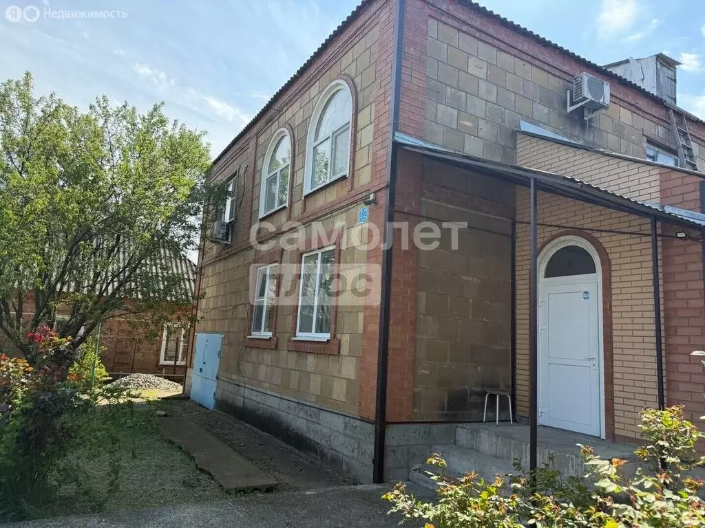 Дом в Тихорецк, улица Сакко, 12 (215 м) - Фото 1
