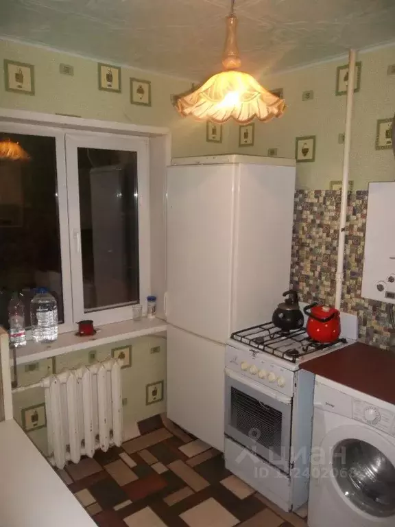 2-к кв. Тульская область, Новомосковск ул. Чапаева, 10 (45.0 м) - Фото 0