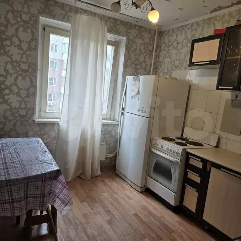 2-к. квартира, 54 м, 4/10 эт. - Фото 0