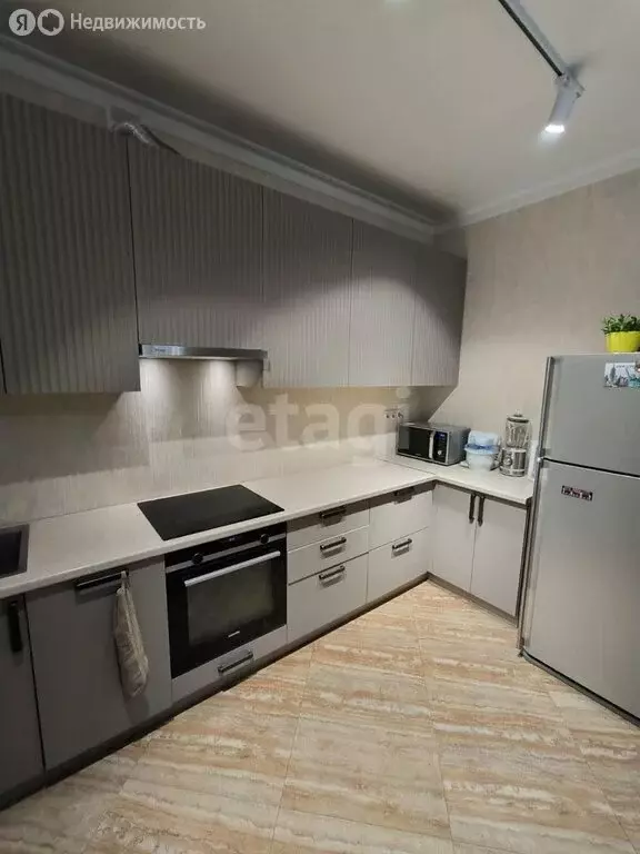 2-комнатная квартира: Ставрополь, улица Серова, 70 (90.3 м) - Фото 0