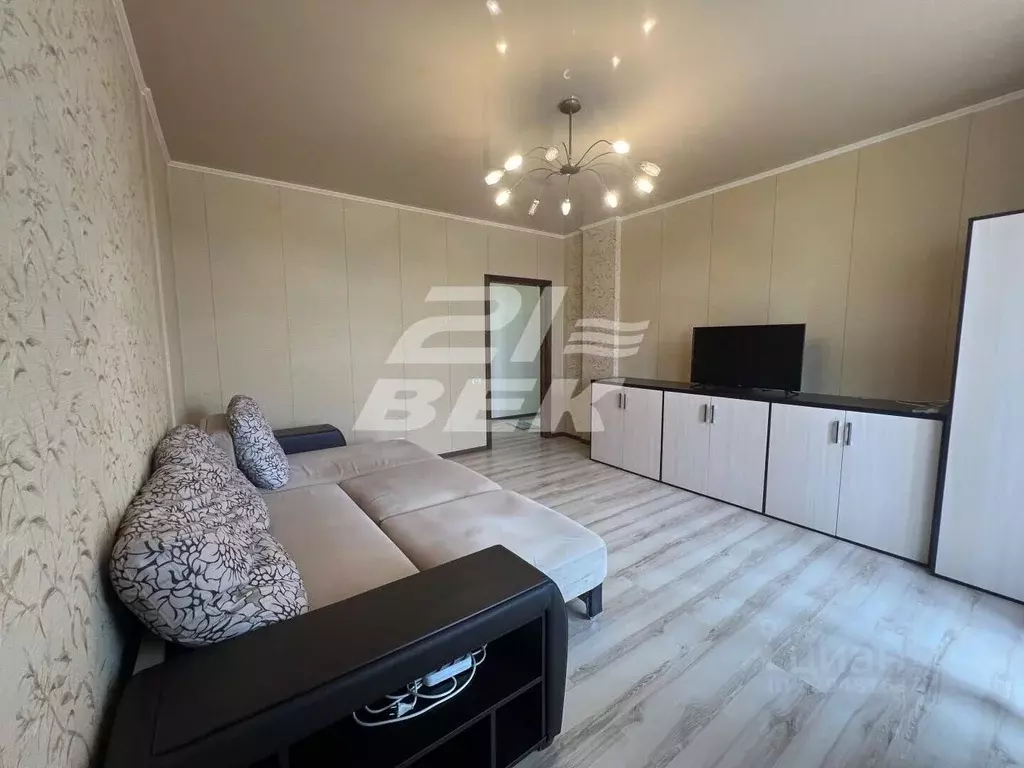 1-к кв. Курская область, Курск ул. Радищева, 20 (47.8 м) - Фото 1