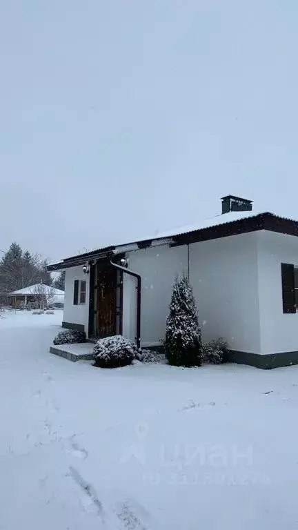 Дом в Самарская область, Ставропольский район, с. Верхнее Санчелеево ... - Фото 1