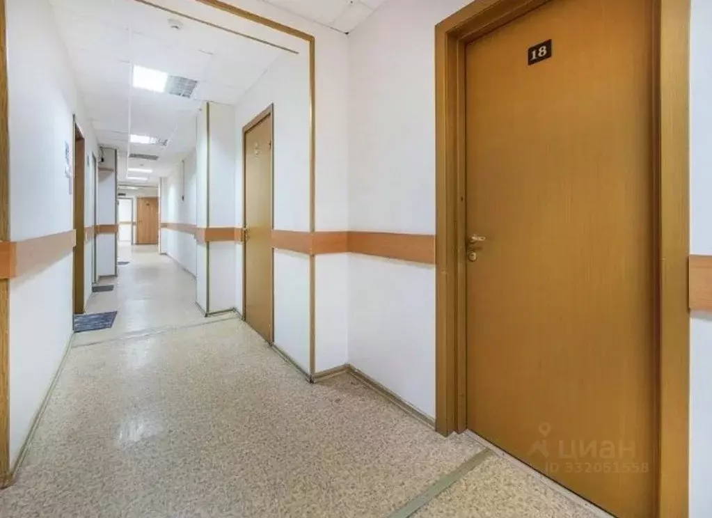 Торговая площадь в Москва Мичуринский просп., 9К4 (615 м) - Фото 1