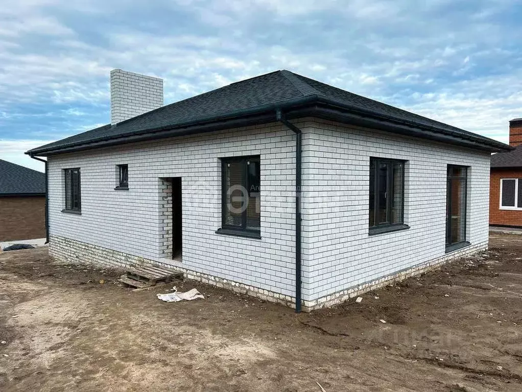 Дом в Волгоградская область, Волгоград пос. Участок ВПЭЛС, ул. ... - Фото 1