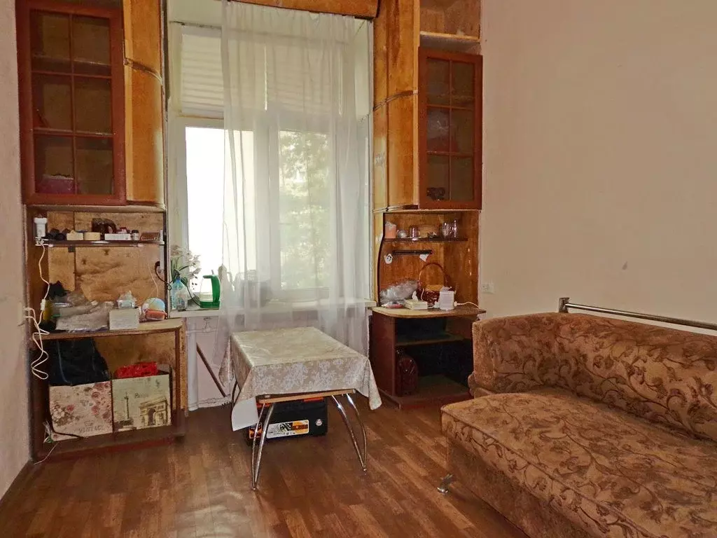 Продается комната в 4-комнатной квартире - Фото 1