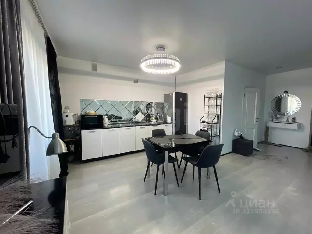 3-к кв. Вологодская область, Череповец ул. Раахе, 4 (103.0 м) - Фото 2