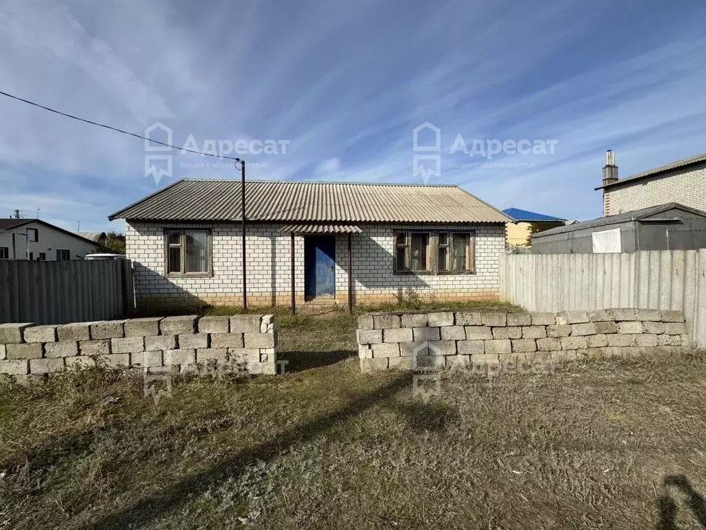 Дом в Волгоградская область, Волгоград Дачная ул. (66 м) - Фото 1