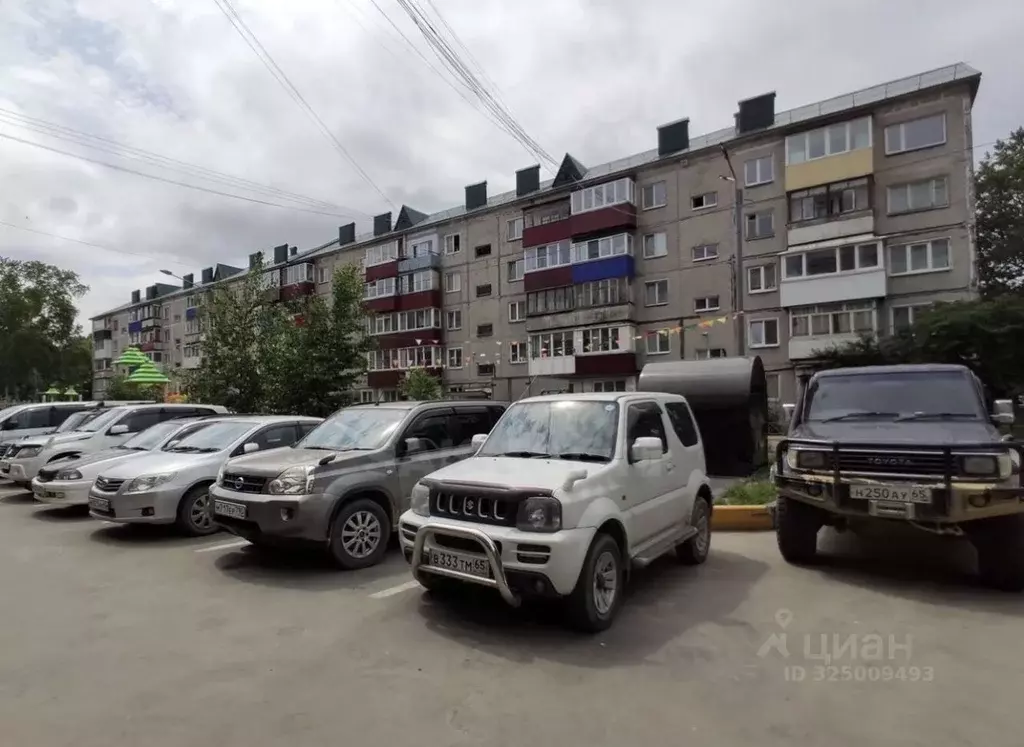 3-к кв. Сахалинская область, Южно-Сахалинск ул. имени Космонавта ... - Фото 1