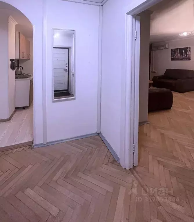 3-к кв. Москва Октябрьская ул., 91К2 (66.0 м) - Фото 0