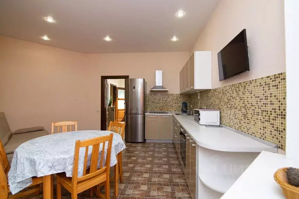 1-к кв. Краснодарский край, Геленджик Курзальная ул., 40А (69.0 м) - Фото 1