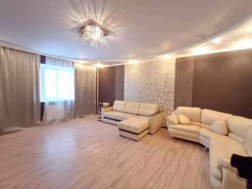 3-к кв. Башкортостан, Уфа ул. Цюрупы, 145/1 (82.6 м) - Фото 1