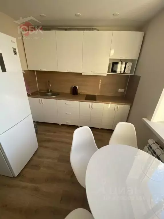 2-к кв. Крым, Евпатория ул. 9 Мая, 55Б (53.7 м) - Фото 2