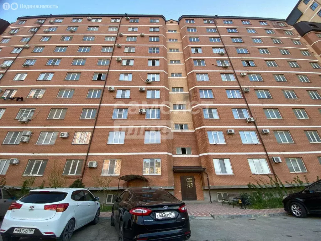 2-комнатная квартира: Каспийск, улица Зейнудина Батманова, 24 (103 м) - Фото 1