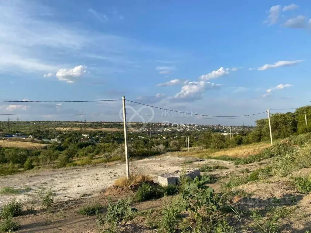 Участок в Волгоградская область, Волгоград пос. Верхняя Ельшанка, ул. ... - Фото 1