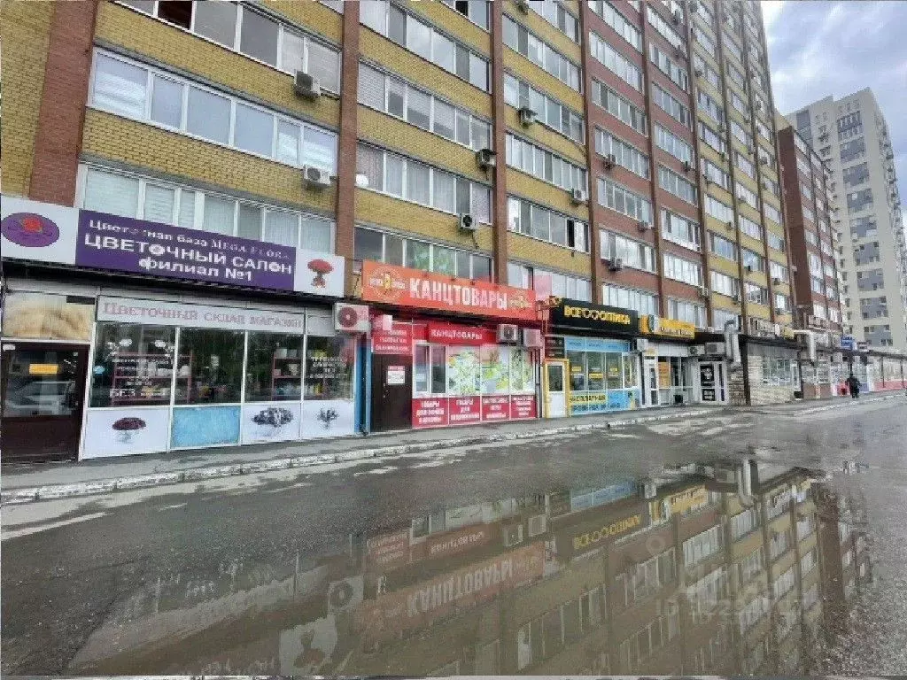 Торговая площадь в Тюменская область, Тюмень ул. Газовиков, 33 (144 м) - Фото 1