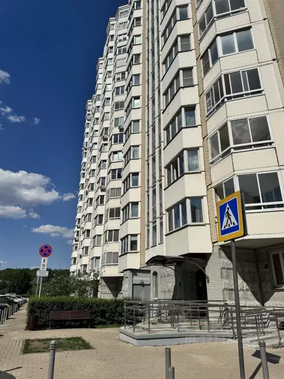 3-к кв. Москва, Москва, Московский г. ул. Никитина, 12 (76.4 м) - Фото 1