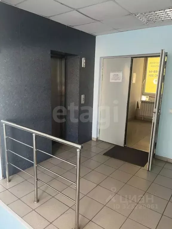 Офис в Свердловская область, Екатеринбург ул. Крауля, 9А (50 м) - Фото 2