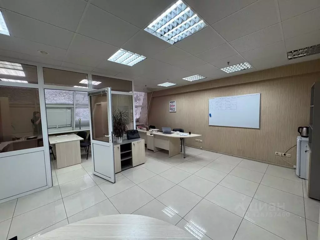 Офис в Свердловская область, Екатеринбург ул. Хохрякова, 98 (44 м) - Фото 2