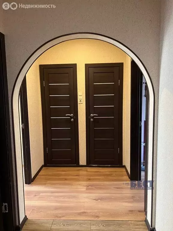 2-комнатная квартира: Голубое, Трёхсвятская улица, 18 (67 м) - Фото 1