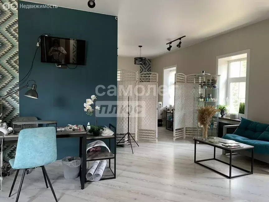 Квартира-студия: Иркутск, улица Декабрьских Событий, 22 (40 м) - Фото 2