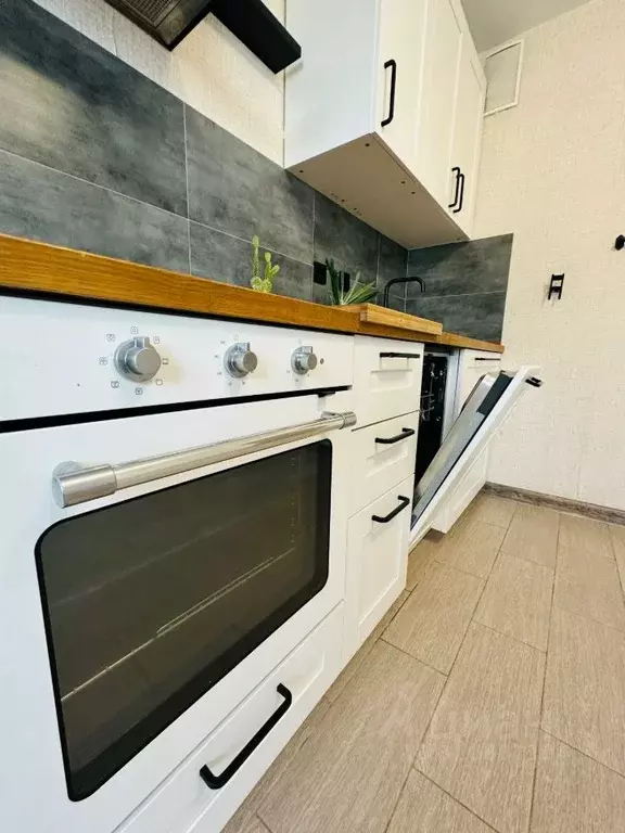 3-к кв. Ростовская область, Батайск ул. Половинко, 280/3к1 (74.0 м) - Фото 1