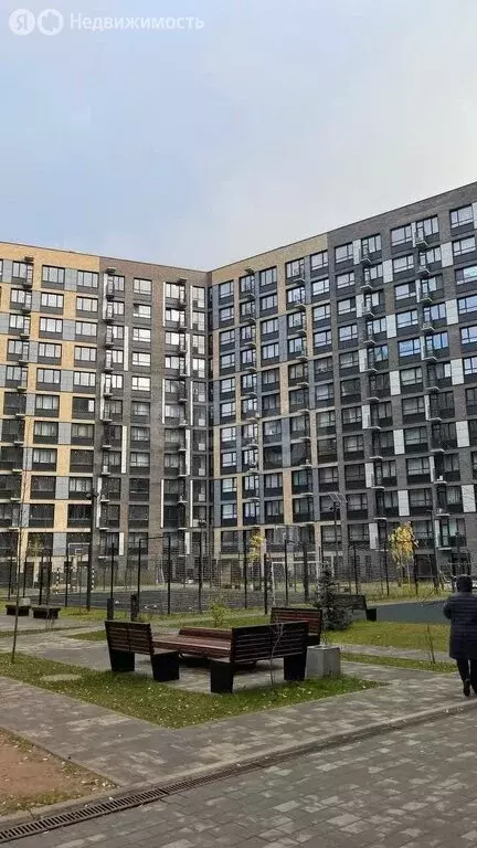 2-комнатная квартира: Красный Бор, Мирная улица, 13 (64.7 м) - Фото 0