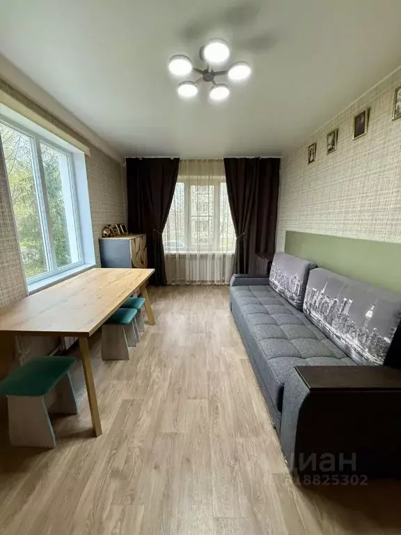 2-к кв. Новгородская область, Великий Новгород Кречевицы мкр, 140 ... - Фото 0