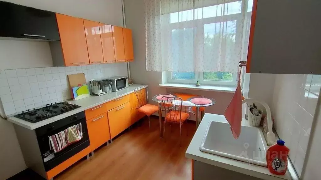 Квартира, 4 комнаты, 100 м - Фото 0